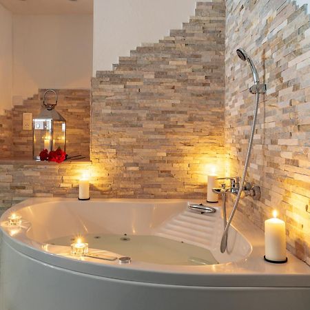 Suite Avec Jacuzzi Proche Paris & Disneyland Pontault-Combault Kültér fotó
